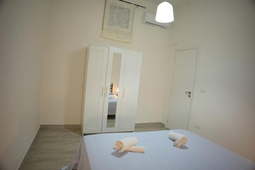 Bari, Puglia. Centrale E Facile Da Raggiungere !! Ngoại thất bức ảnh